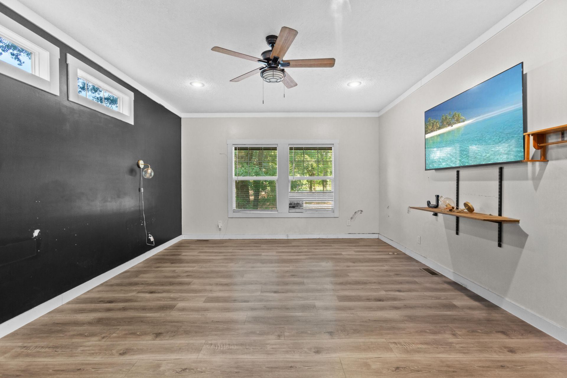 404 Marion Road Photo 18