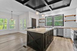 404 Marion Road photo 4