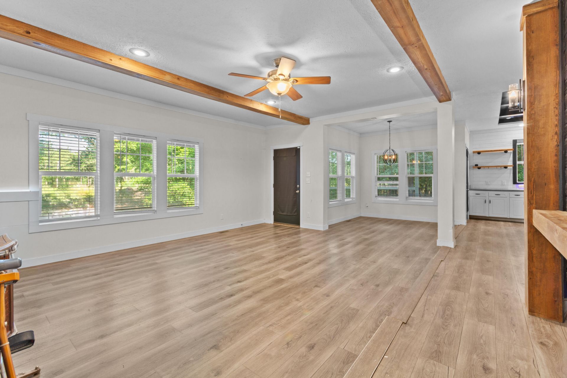 404 Marion Road Photo 9