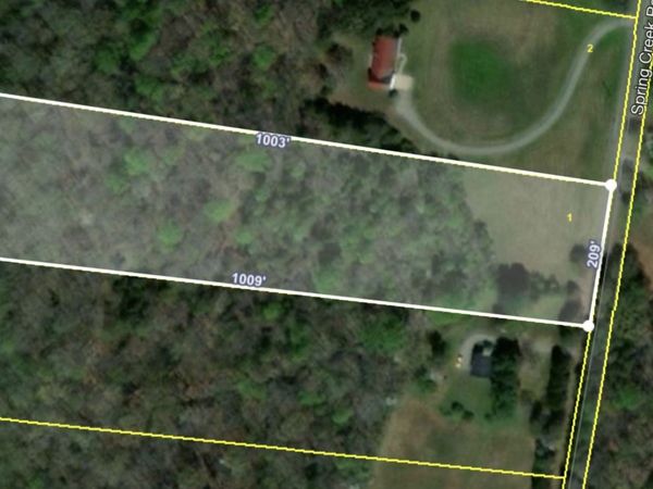 1 Spring Creek Rd, Unit 1, Chapmansboro, TN 37035