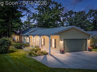 93 Danforth Street, White Lake Twp, MI 48386