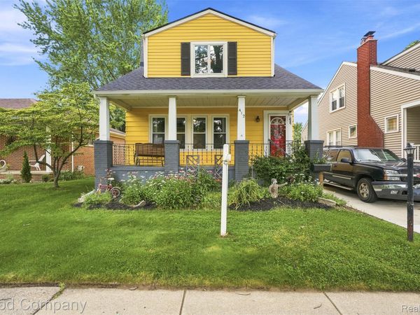 412 Chippewa Street, Clawson, Mi 48017