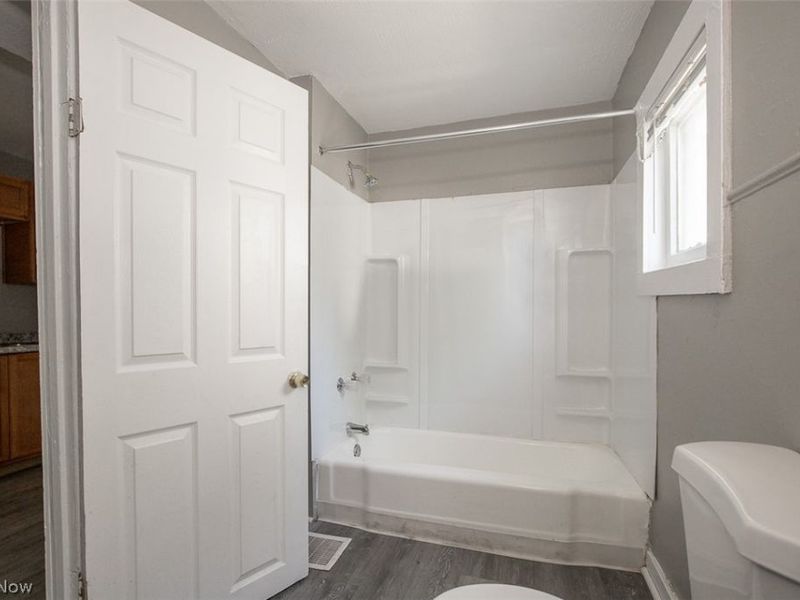 2177 W 81st Street, Cleveland, OH 44102 Photo 17