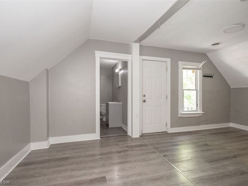 2177 W 81st Street, Cleveland, OH 44102 Photo 27