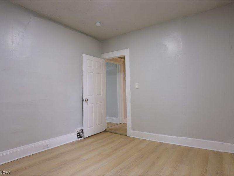 3598 E 149th Street, Cleveland, OH 44120 Photo 13