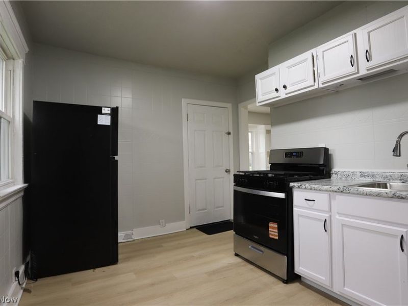 3598 E 149th Street, Cleveland, OH 44120 Photo 8