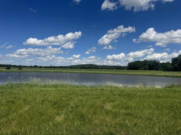 N6129 Hammer Road, Albany, WI 53502