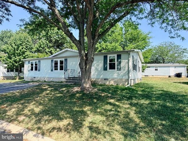 19 GORDON DRIVE, DOVER, DE 19901