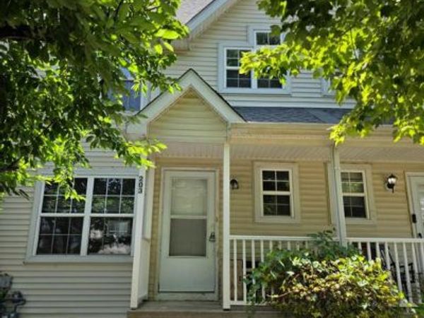 203 RIVER COURT, FIELDSBORO, NJ 08505