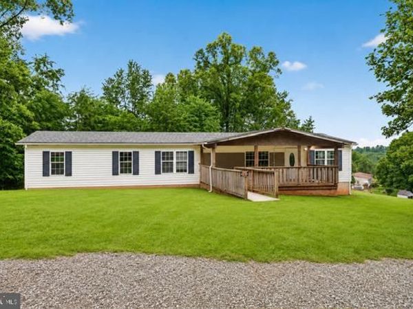 1382 WALNUT SHELL DRIVE, VINTON, VA 24179