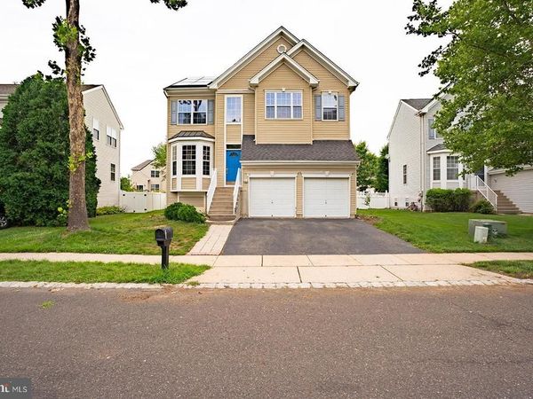 71 SENECA LANE, BORDENTOWN, NJ 08505