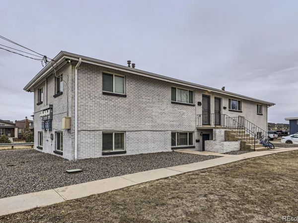 2545 Kenton Street , Aurora, CO 80010