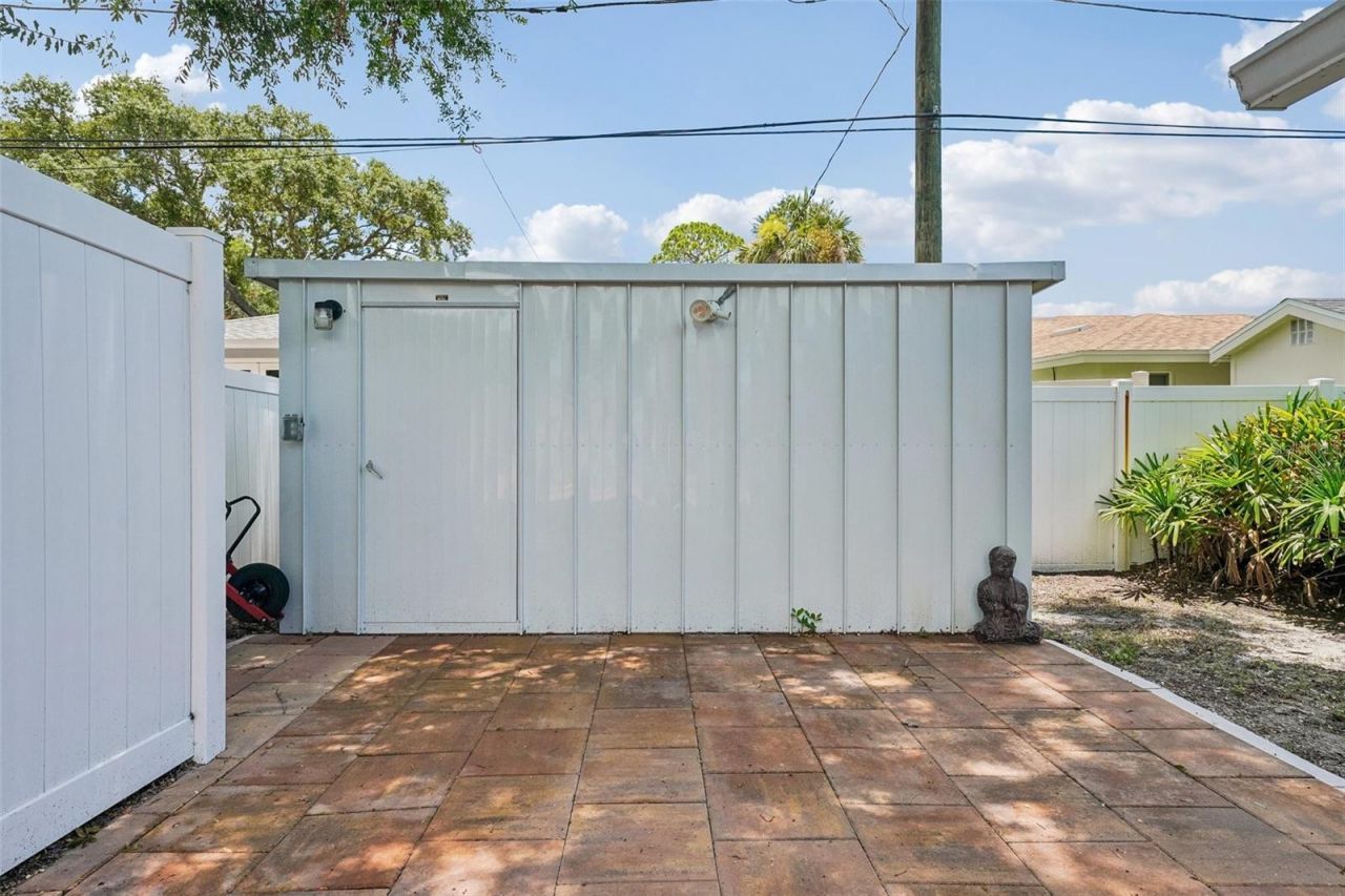 14426 Mark Drive , Largo, FL 33774 Photo