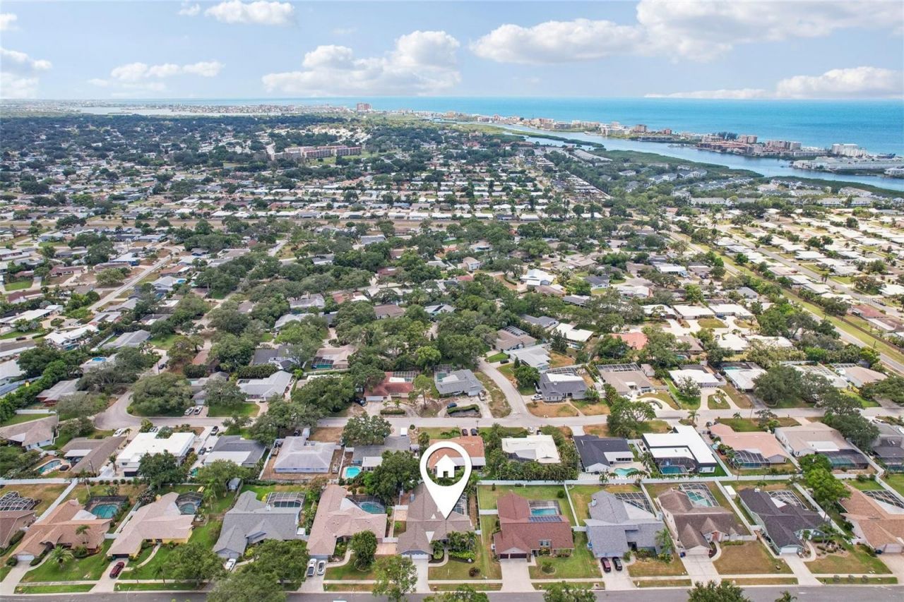 14426 Mark Drive , Largo, FL 33774 Photo