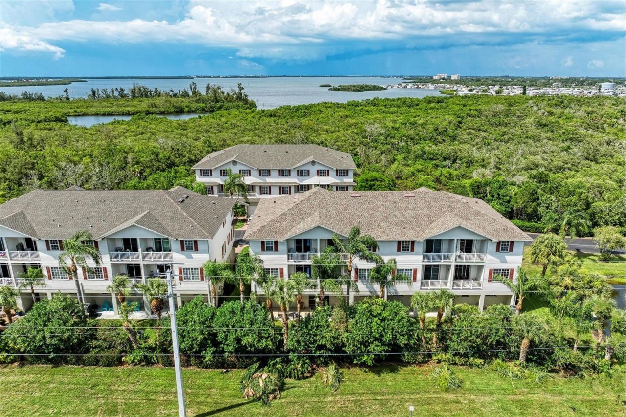 3607 10th Lane W, Palmetto, FL 34221 Photo