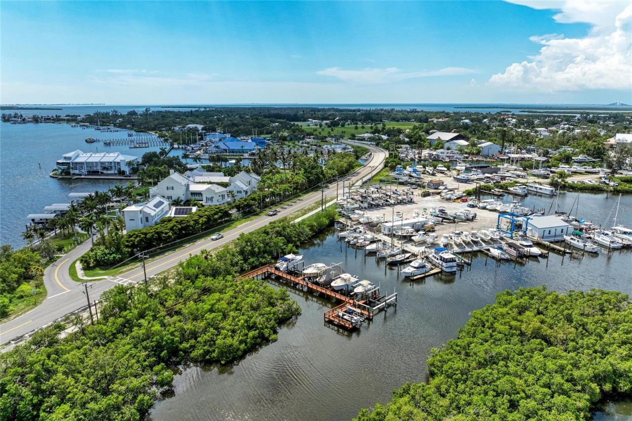 3607 10th Lane W, Palmetto, FL 34221 Photo