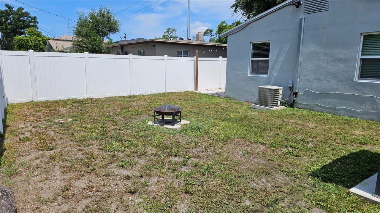 1946 15th Avenue S, Saint Petersburg, FL 33705 Photo