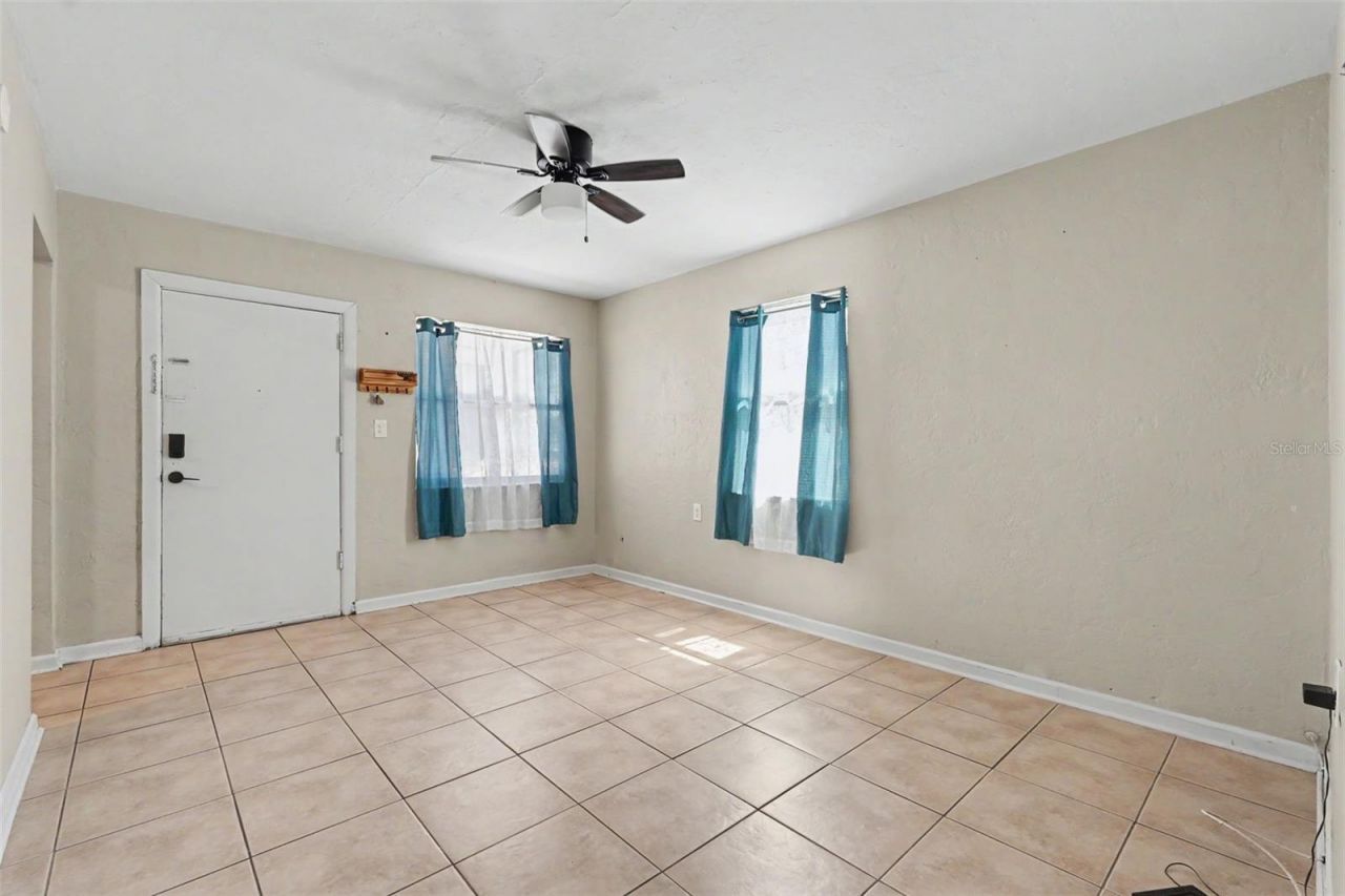 1946 15th Avenue S, Saint Petersburg, FL 33705 Photo