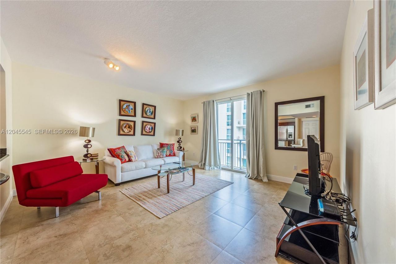 7285 SW 90th St , Unit D409, Miami, FL 33156 Photo