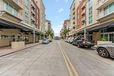 7285 SW 90th St , Unit D409, Miami, FL 33156 Photo