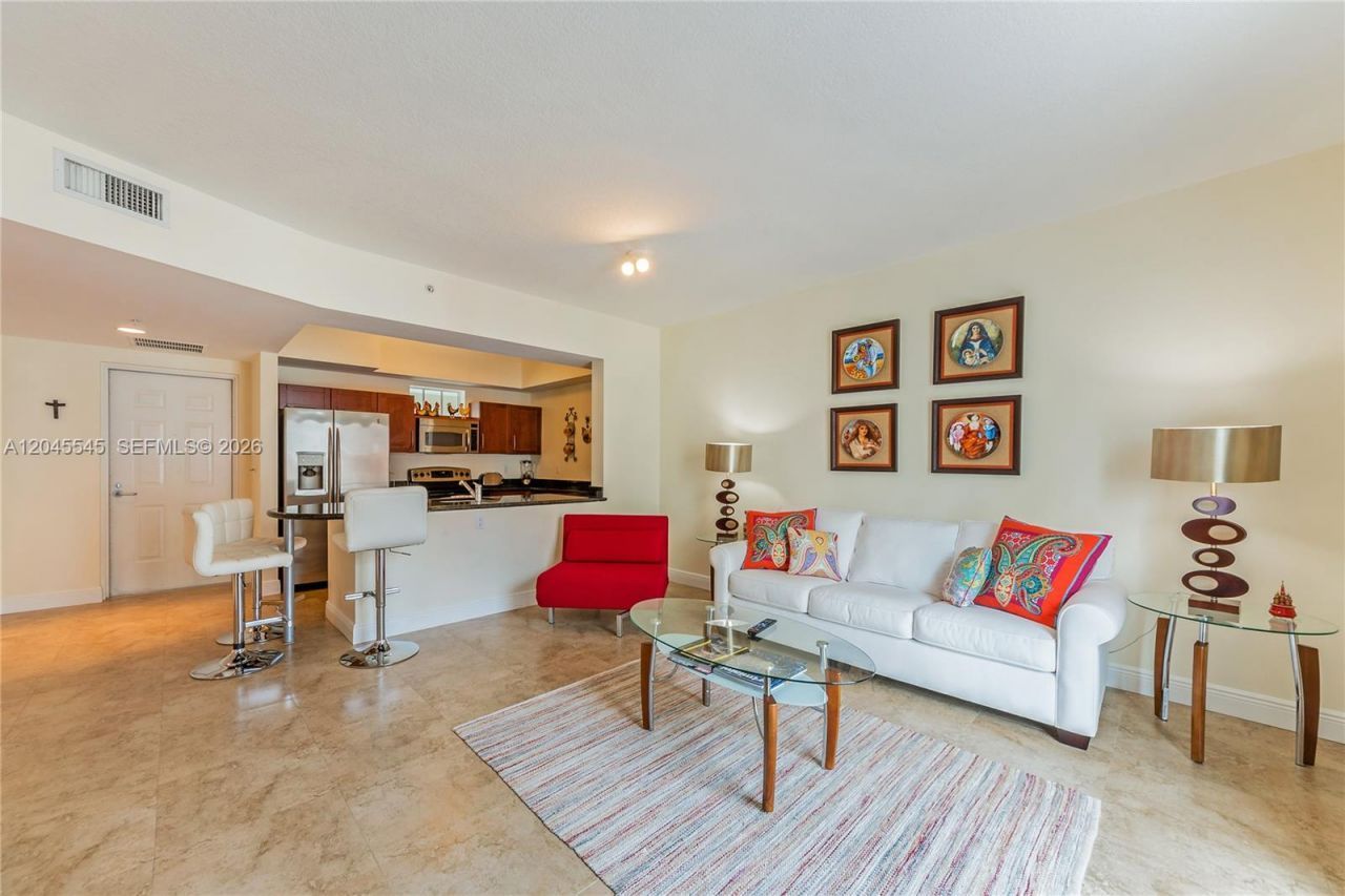 7285 SW 90th St , Unit D409, Miami, FL 33156 Photo