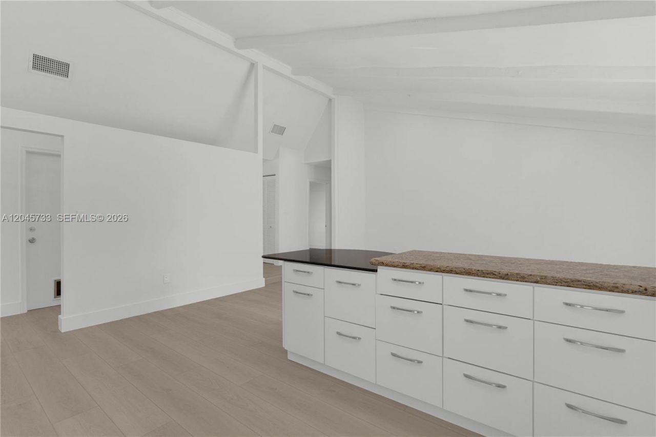 Please Call For Address, Miami, FL 33186 Photo
