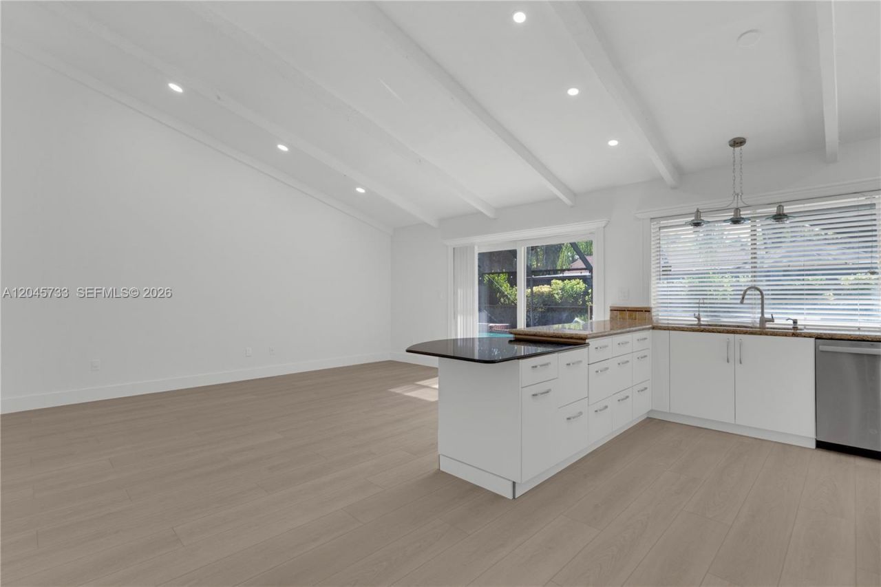 Please Call For Address, Miami, FL 33186 Photo