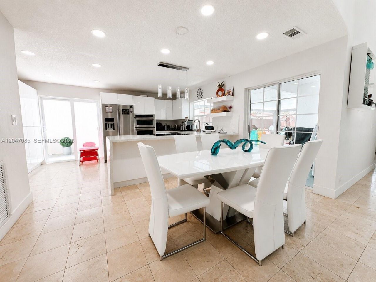 17324 NW 63rd Ave , Hialeah, FL 33015 Photo