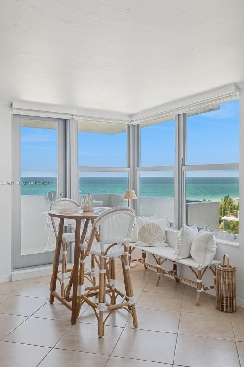2899 Collins Ave , Unit 1025, Miami Beach, FL 33140 Photo