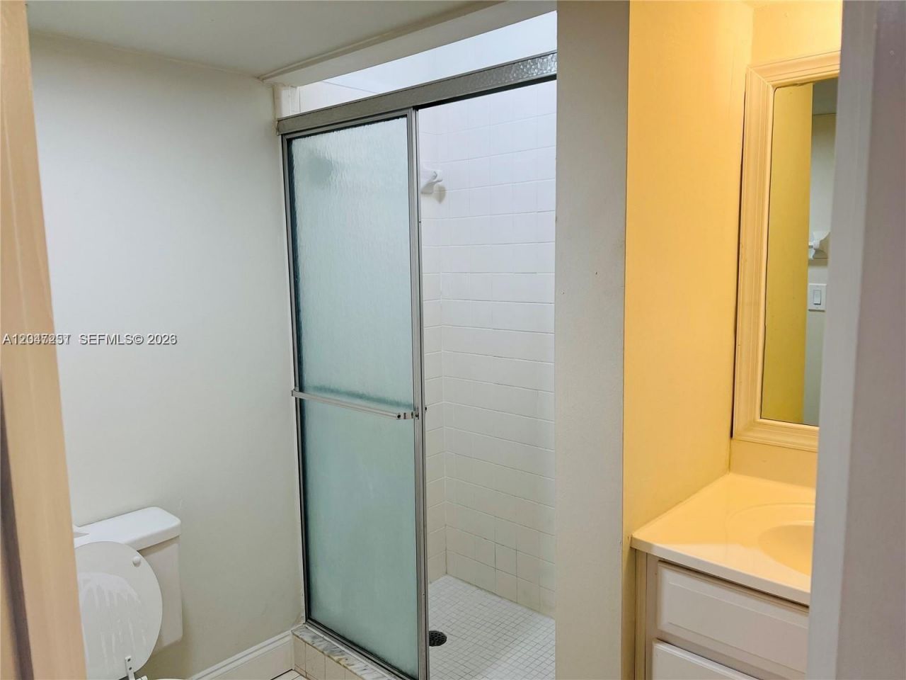 8025 S Colony Cir S, Unit 210, Tamarac, FL 33321 Photo