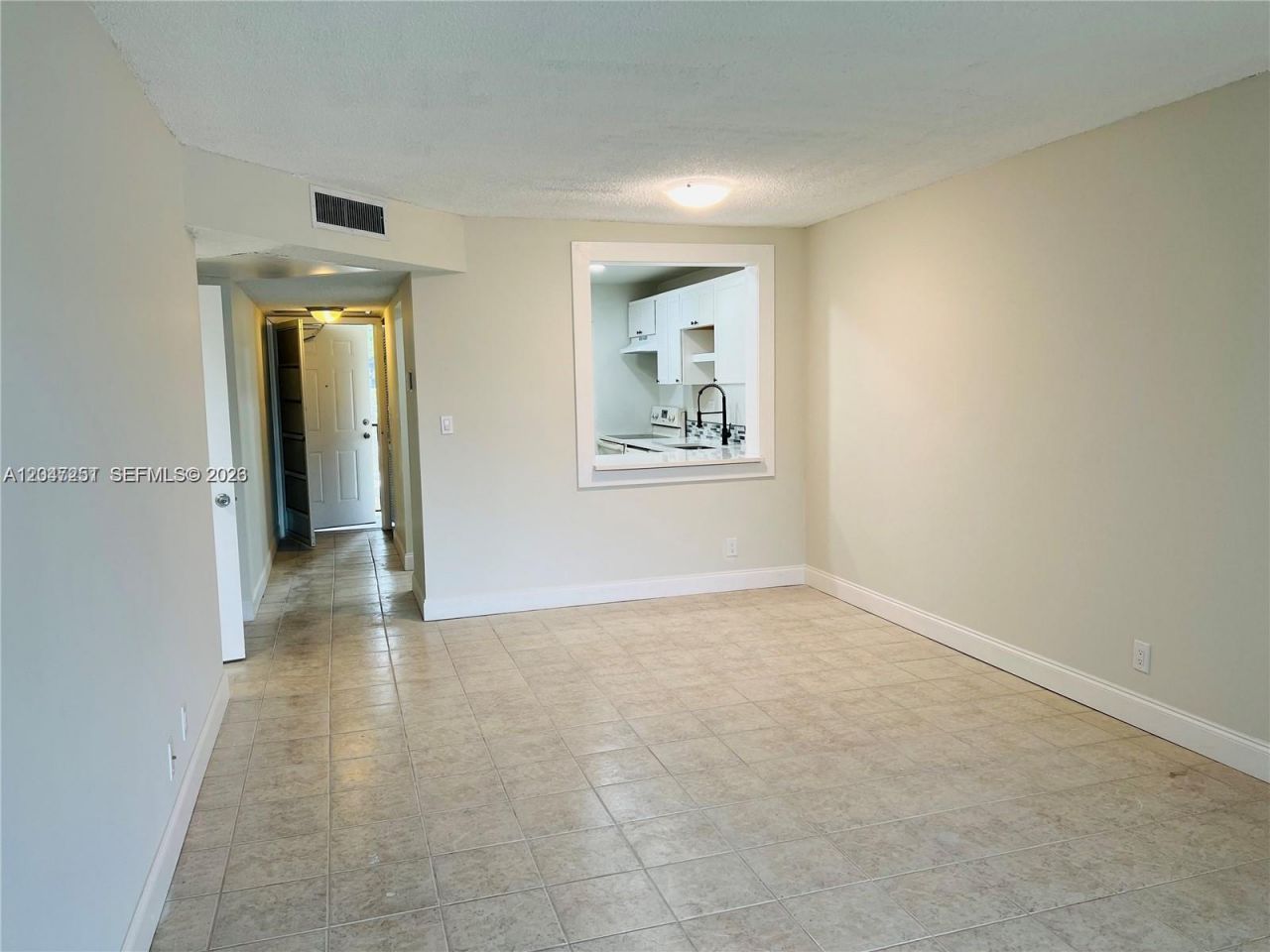 8025 S Colony Cir S, Unit 210, Tamarac, FL 33321 Photo
