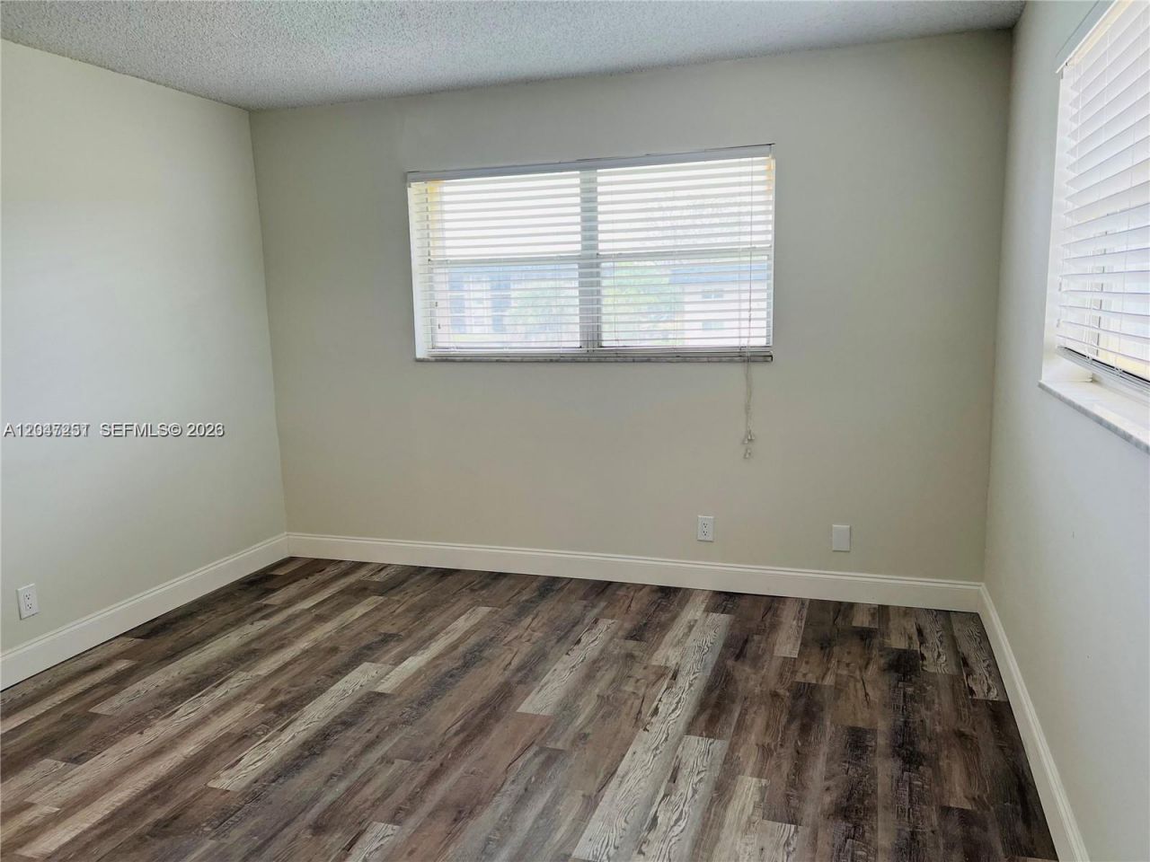 8025 S Colony Cir S, Unit 210, Tamarac, FL 33321 Photo