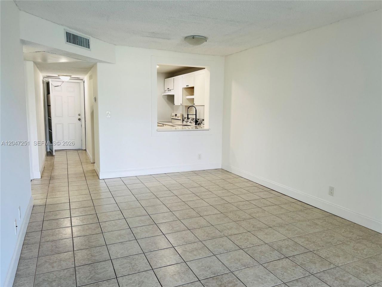 8025 S Colony Cir S, Unit 210, Tamarac, FL 33321 Photo