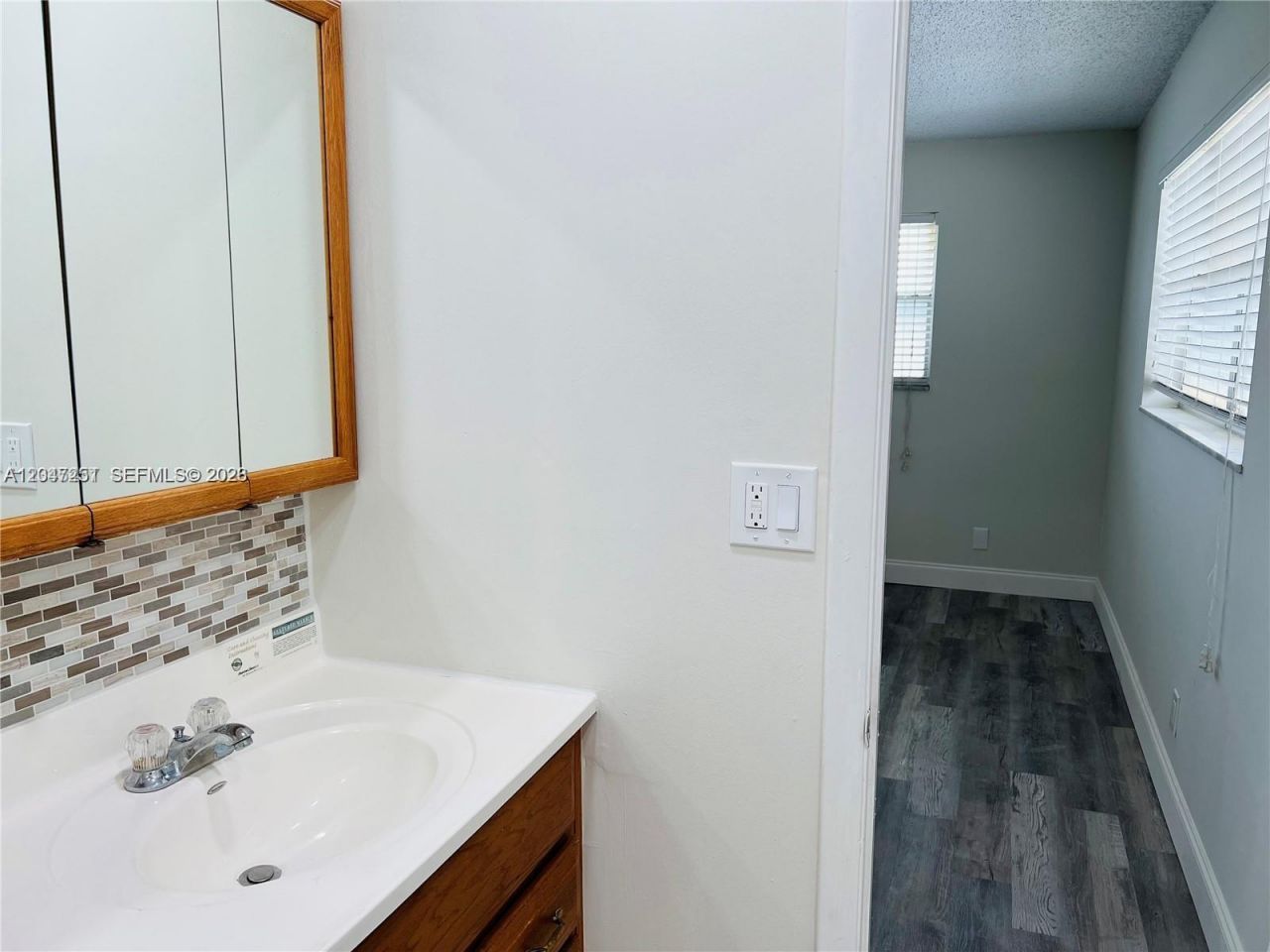 8025 S Colony Cir S, Unit 210, Tamarac, FL 33321 Photo