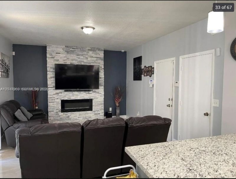 409 NW 87th Ln , Coral Springs, FL 33071 Photo