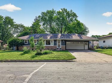 5948 Cavell Avenue N, New Hope, MN 55428