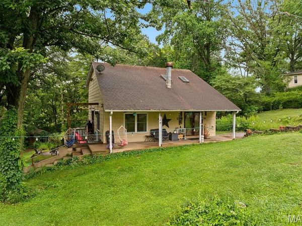 206 Pamela Drive , Belleville, IL 62223