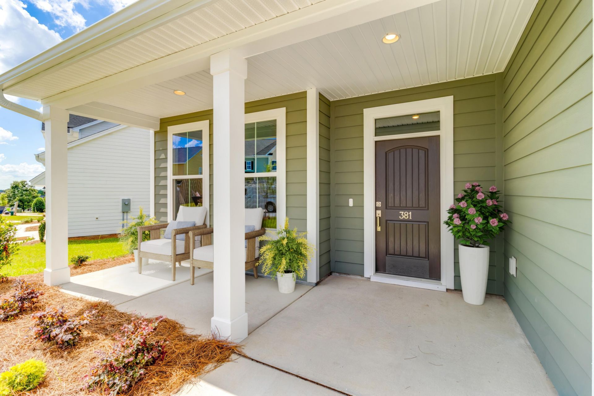 228 Crosswick Street Photo 5