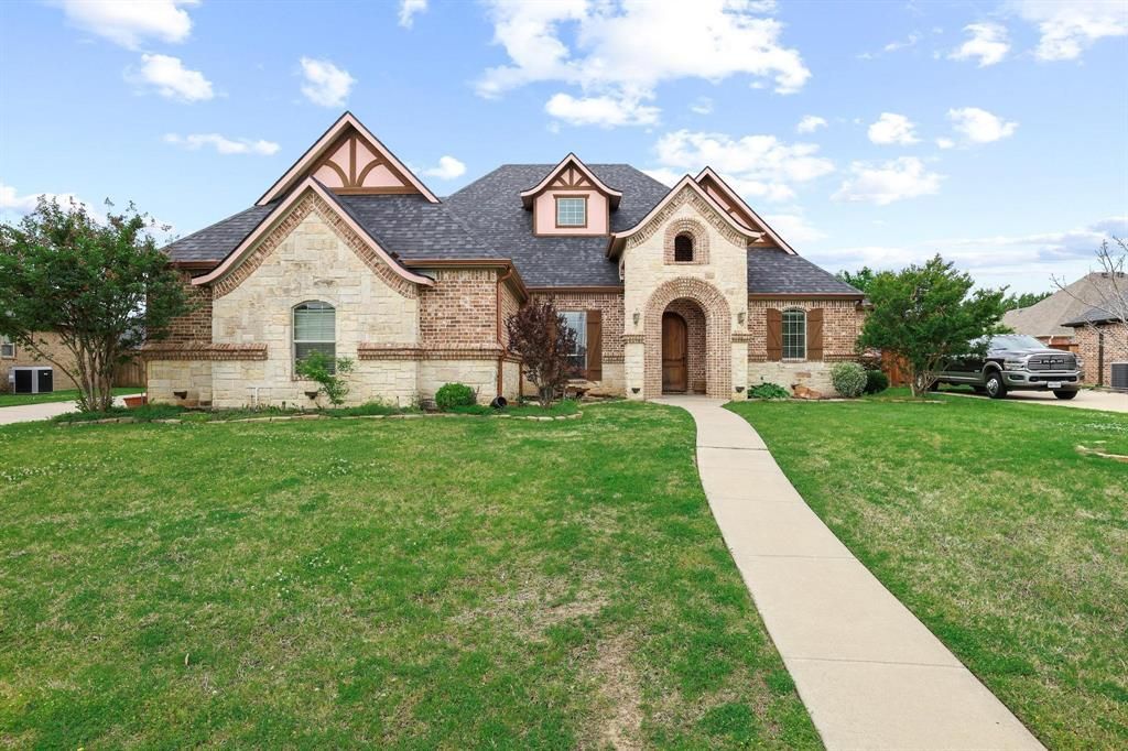 1128 Fountain Creek Boulevard, Pottsboro, TX 75076 Main Photo