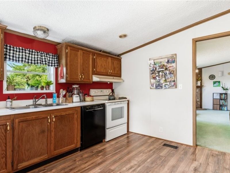 62496 Leatherwood Road, Cambridge, OH 43725 Photo 17