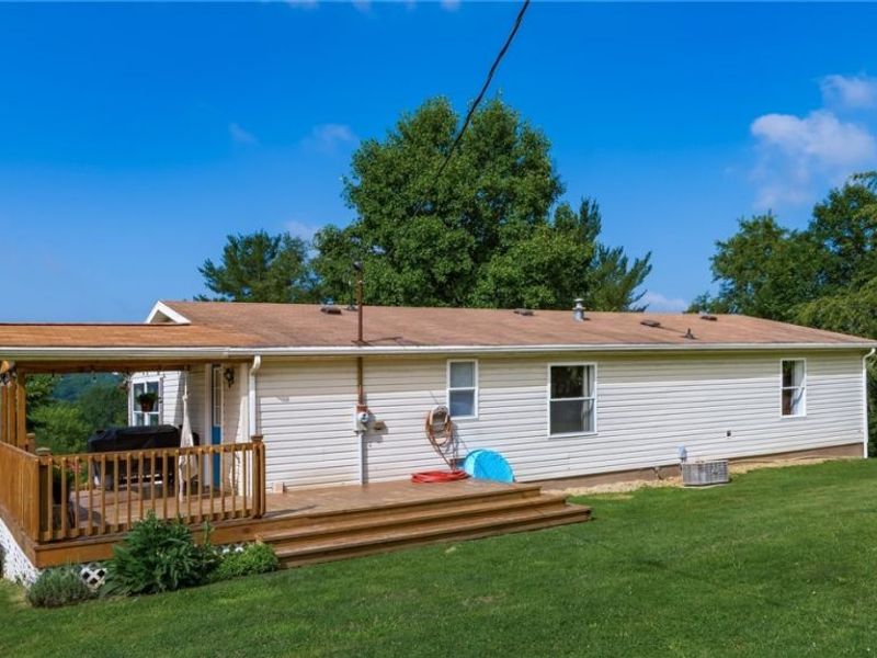 62496 Leatherwood Road, Cambridge, OH 43725 Photo 3