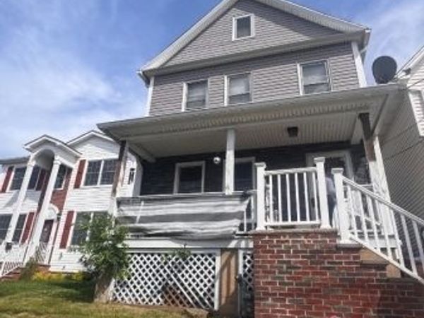 405 W Elm St, Linden, NJ 07036