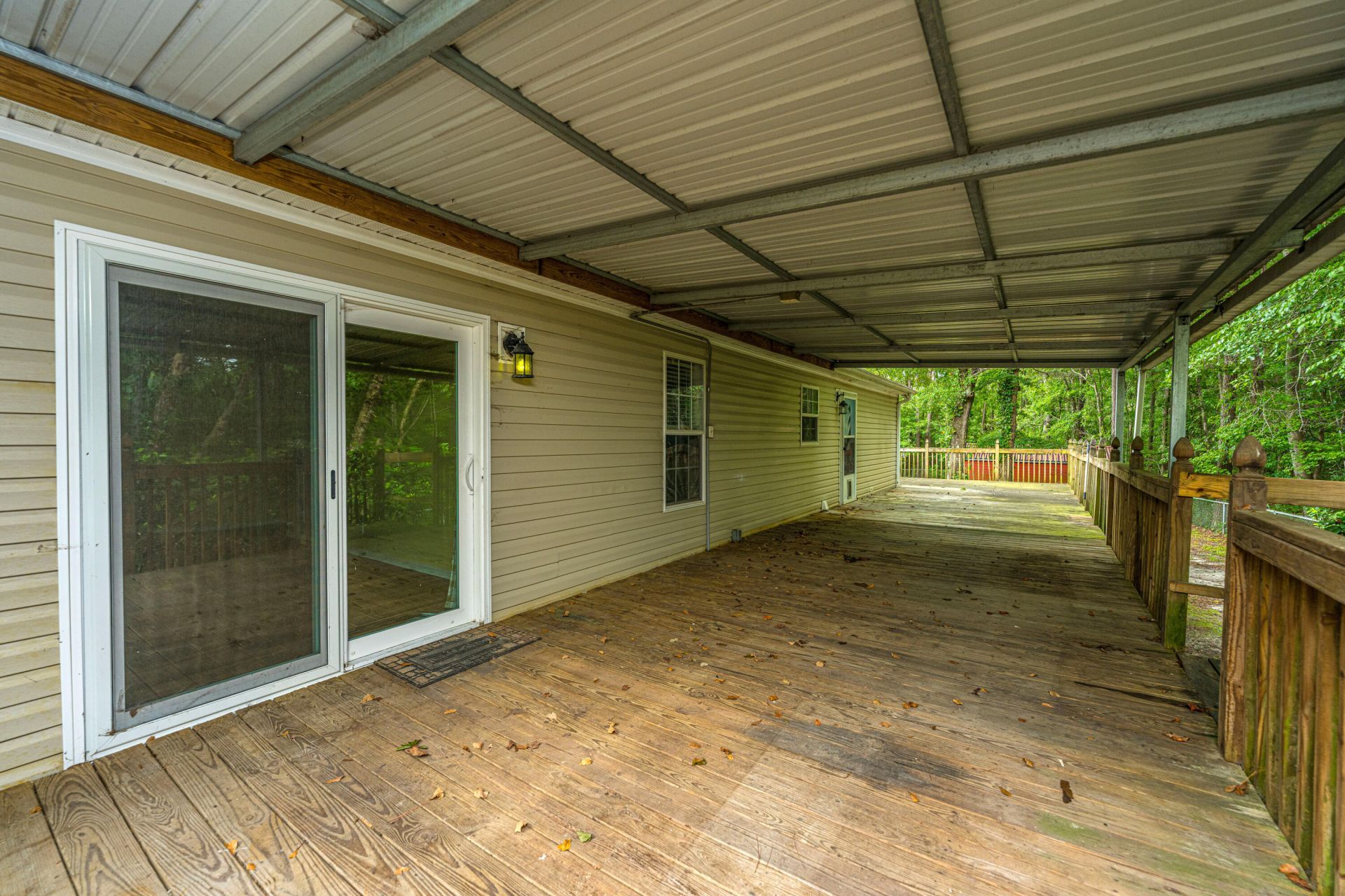 100 Autumn Lane Photo 45