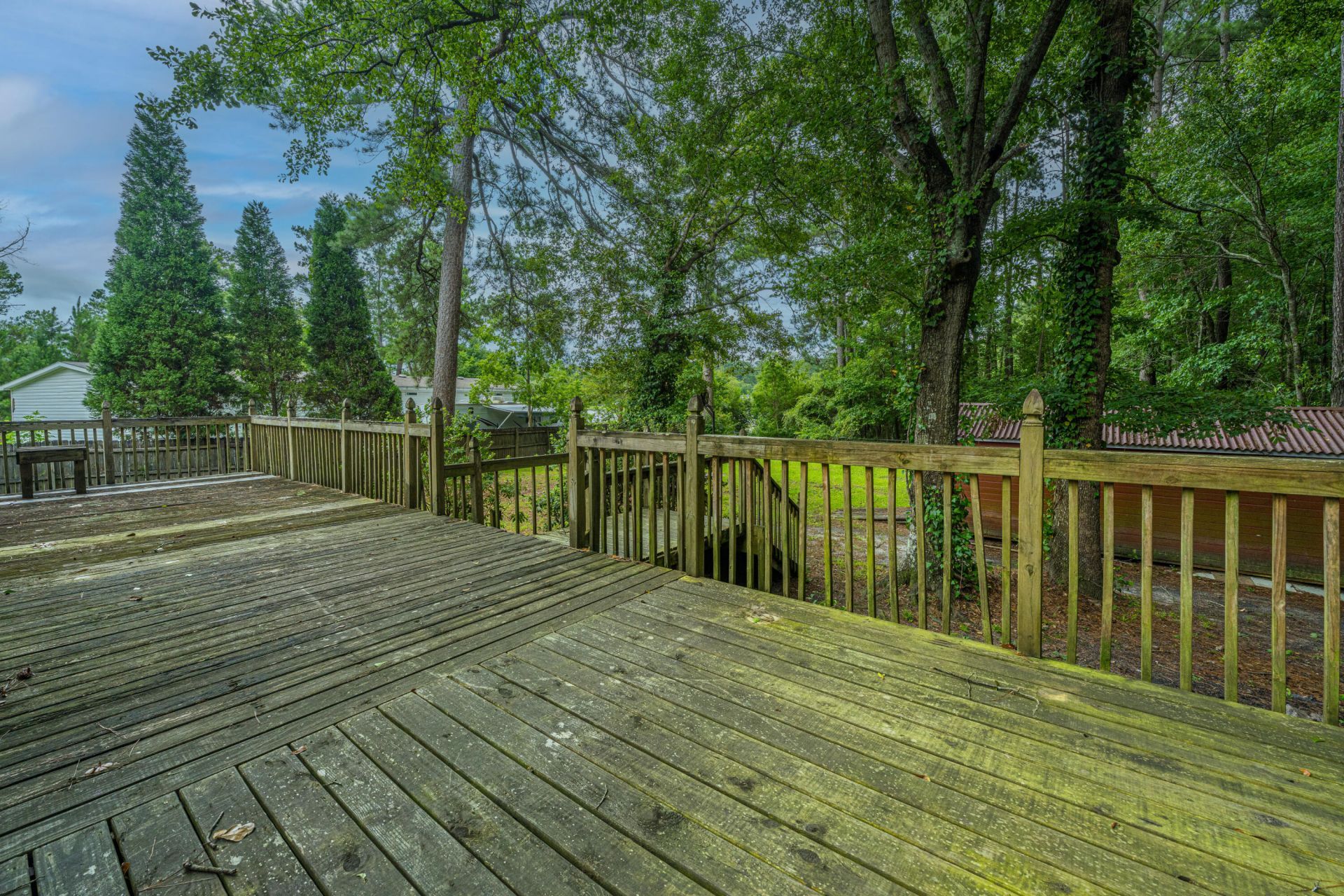 100 Autumn Lane Photo 48