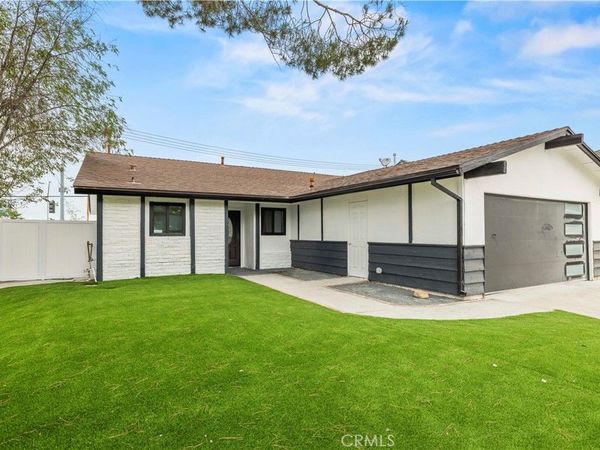 28201 Hot Springs, Canyon Country, CA 91351