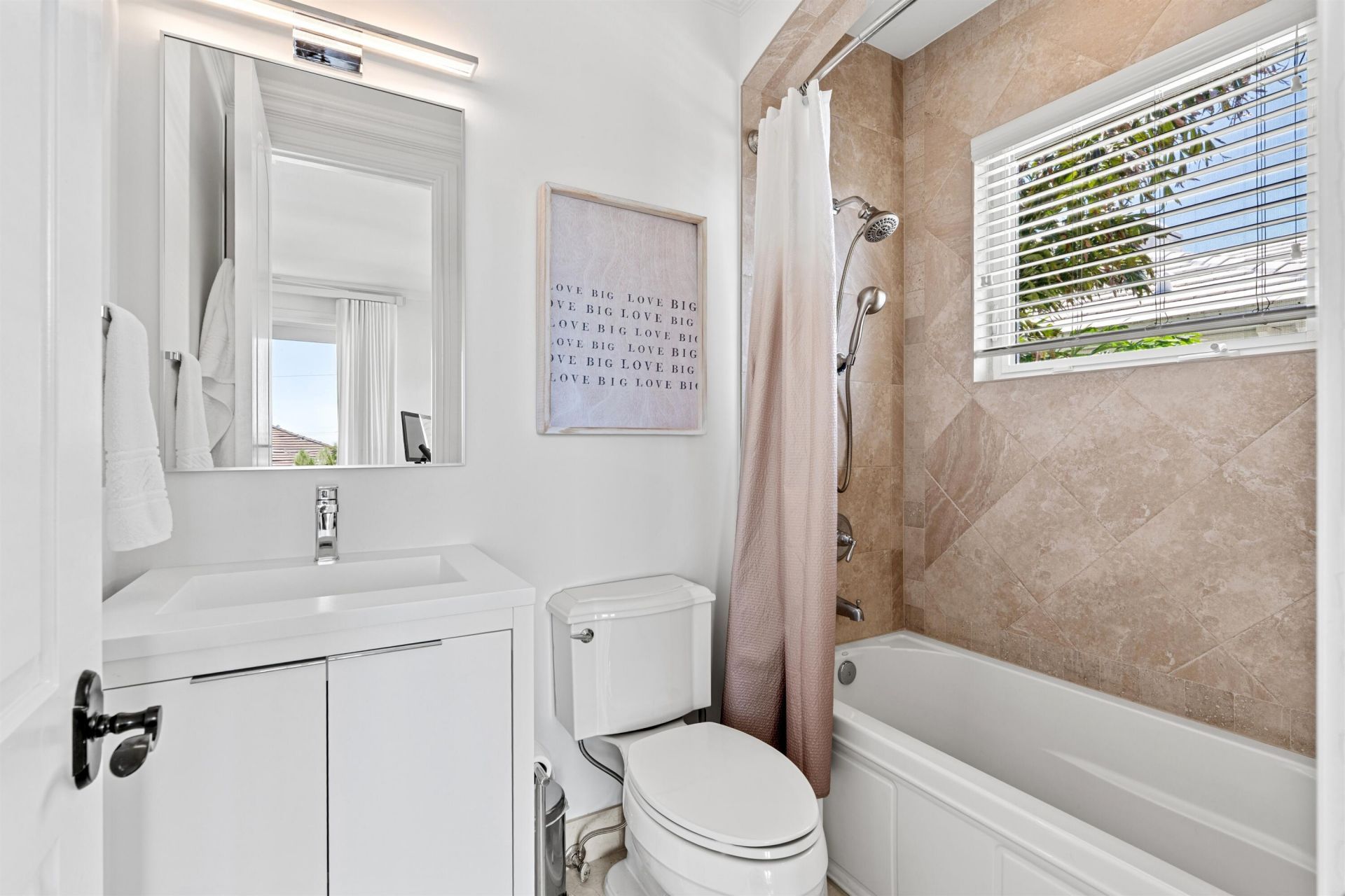2320 NE 34th Court, Lighthouse Point, FL 33064 Photo