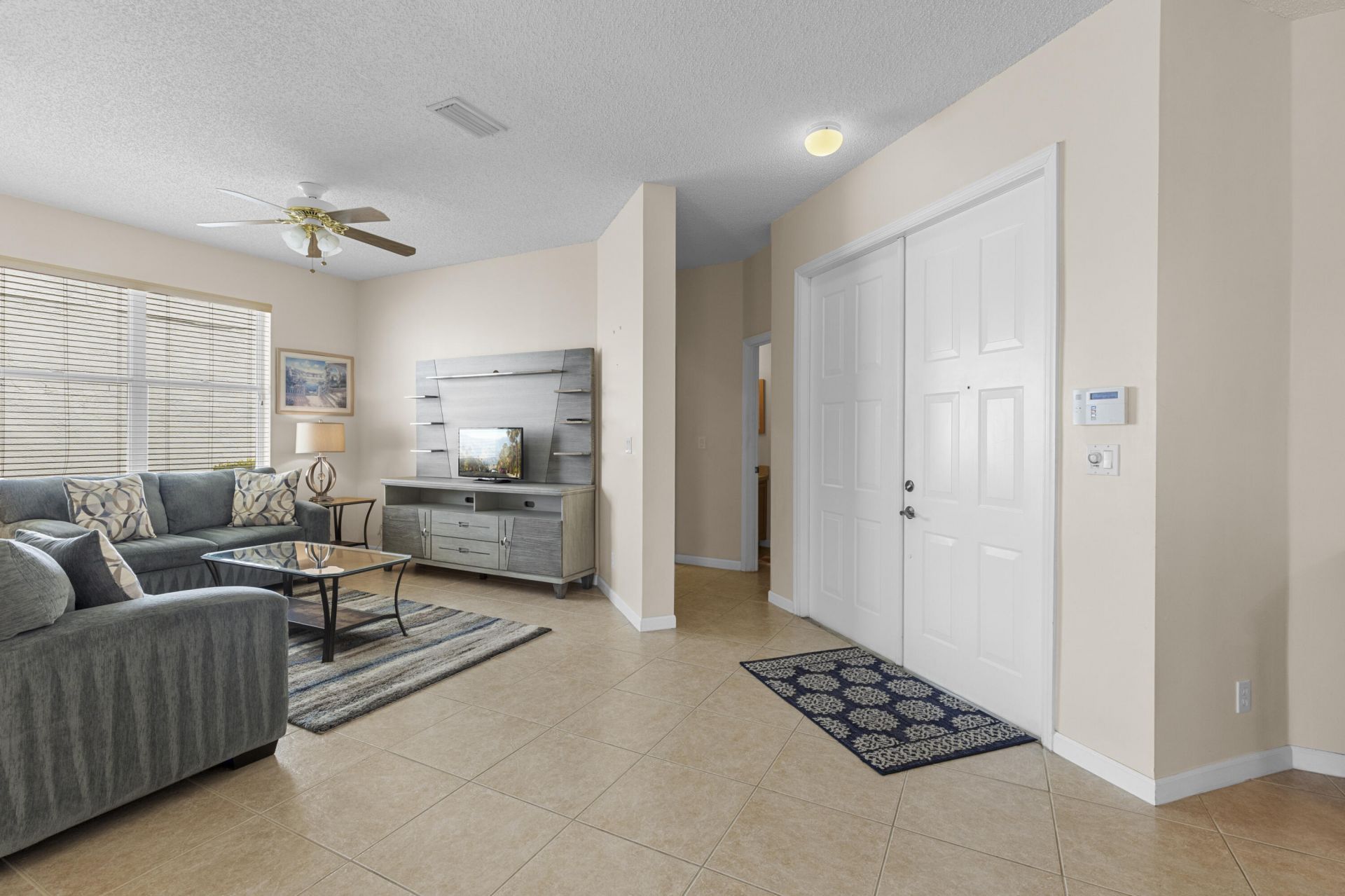 143 Hamilton Terrace, Royal Palm Beach, FL 33414 Photo