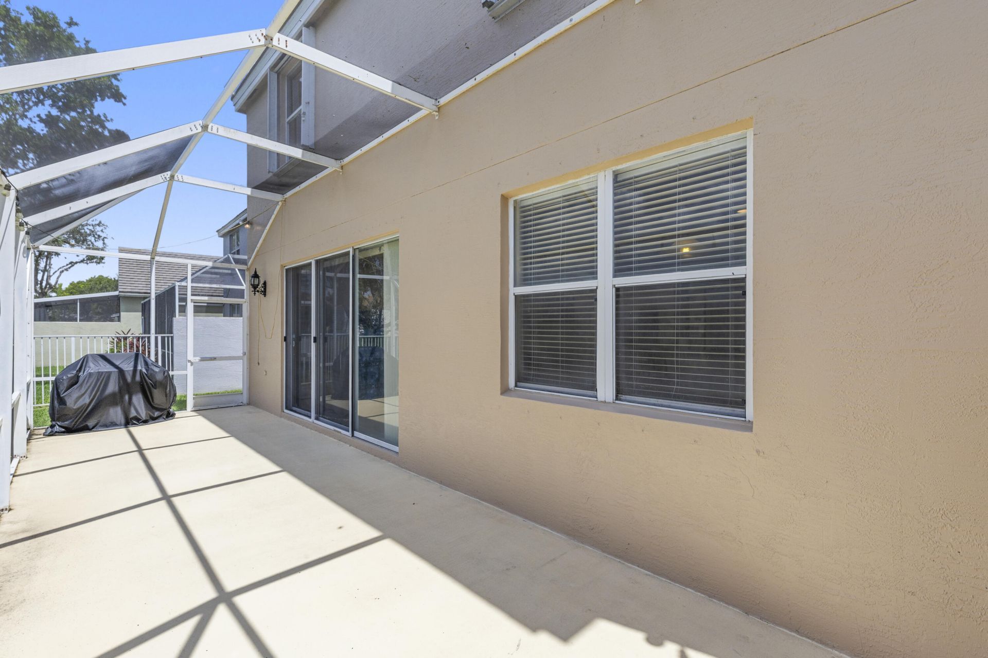 143 Hamilton Terrace, Royal Palm Beach, FL 33414 Photo