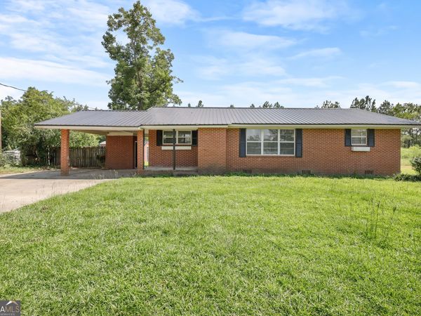 120 Francis Avenue, Swainsboro, GA 30401