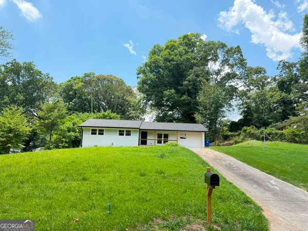 2792 Flagstone Drive, Atlanta, GA 30316